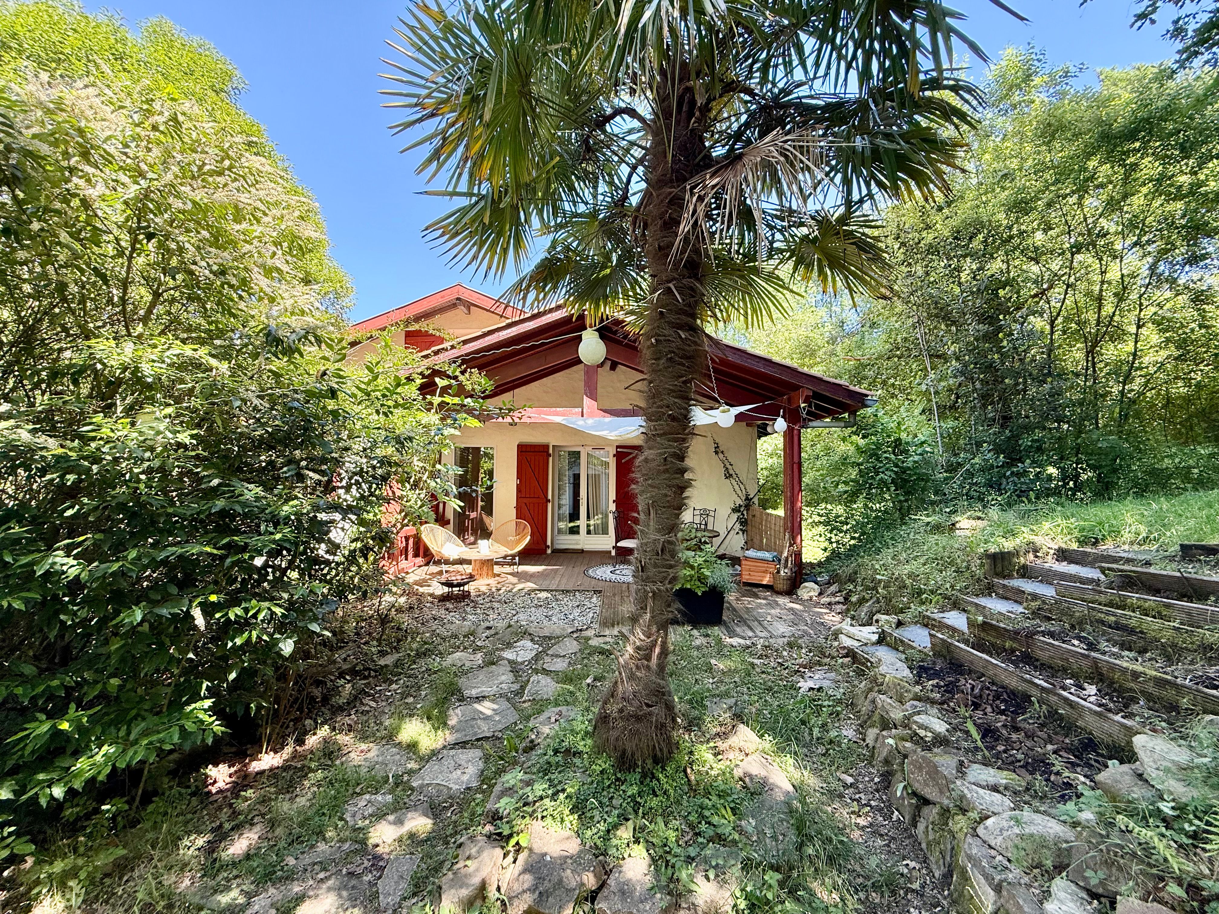 Appartement 4 pièces 334 m² · à Briscous · 334 m² · 295 000 €